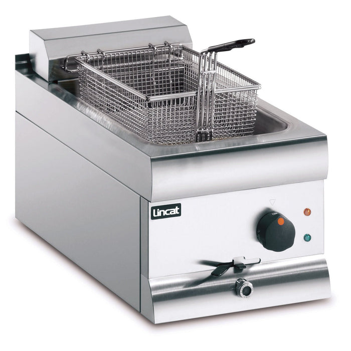 Lincat Silverlink 600 Electric Counter-top Single Tank Fryer - 1 Basket - W 300 mm - 3.0 kW