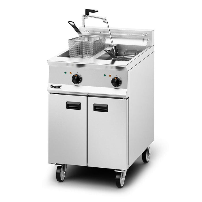 Lincat Opus 800 OE8113/OP Electric Free-standing Twin Tank Fryer with Pumped Filtration - 2 Baskets - W 600 mm - 24.0 kW